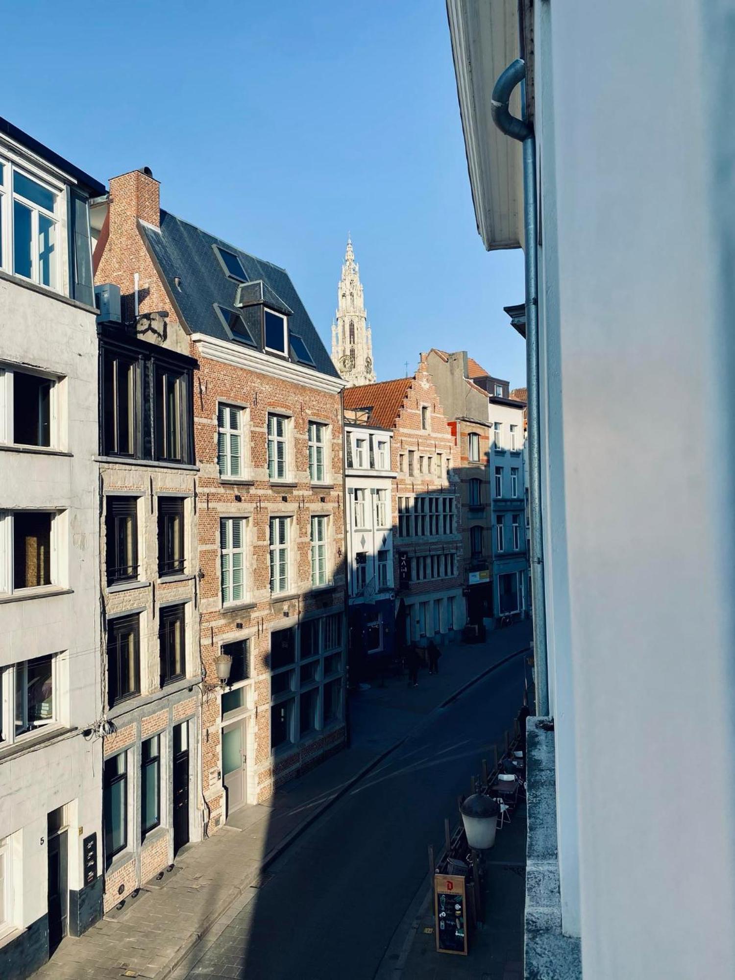 Mystic'S Lodge Antwerpen Ngoại thất bức ảnh